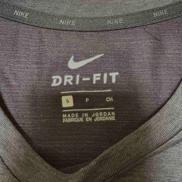 2 Nike Dri-Fit Breathe Swoosh Graphic T-Shirts - Men's Small - Picture 4 of 15